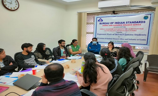 https://www.bis.gov.in/wp-content/uploads/2022/03/Exposure-visit-photo-of-SKUAST-Jammu-on-3rd-March-2022.jpeg