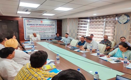 https://www.bis.gov.in/wp-content/uploads/2022/06/Sh.-Pradeep-Kumar-Sharma-Executive-Director-JKPCC-addressing.jpeg