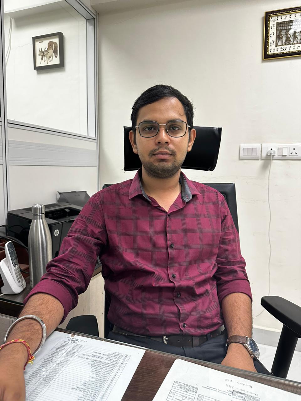 Sh Anand Bhatt