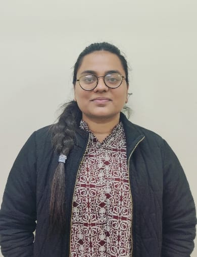 (English) Smt Akanksha Mishra