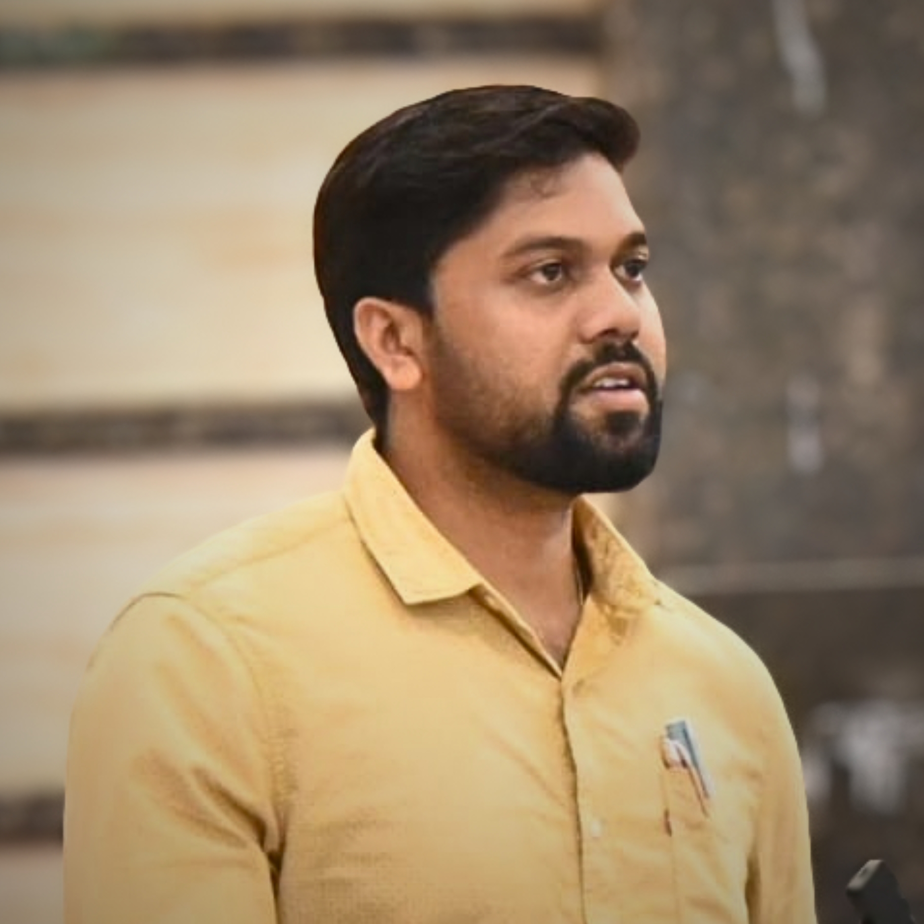 Shri Neeraj Kumar Mahato