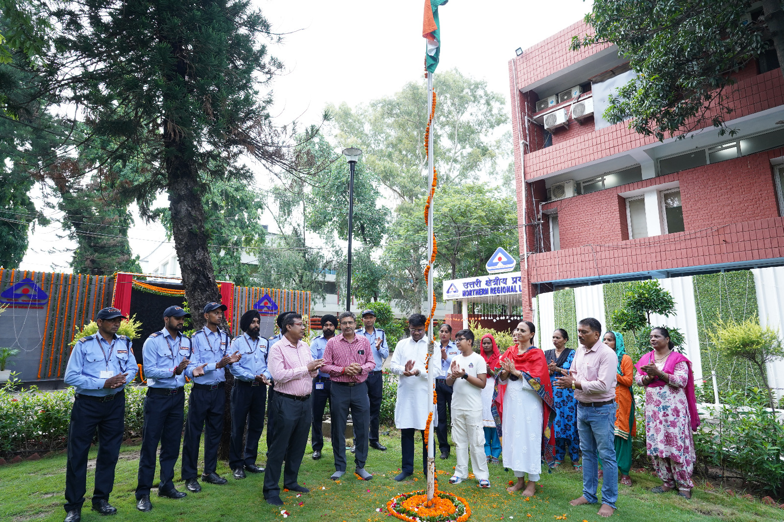 https://www.bis.gov.in/wp-content/uploads/2025/09/Independence-day-2025-celebration-at-NRL-.jpg