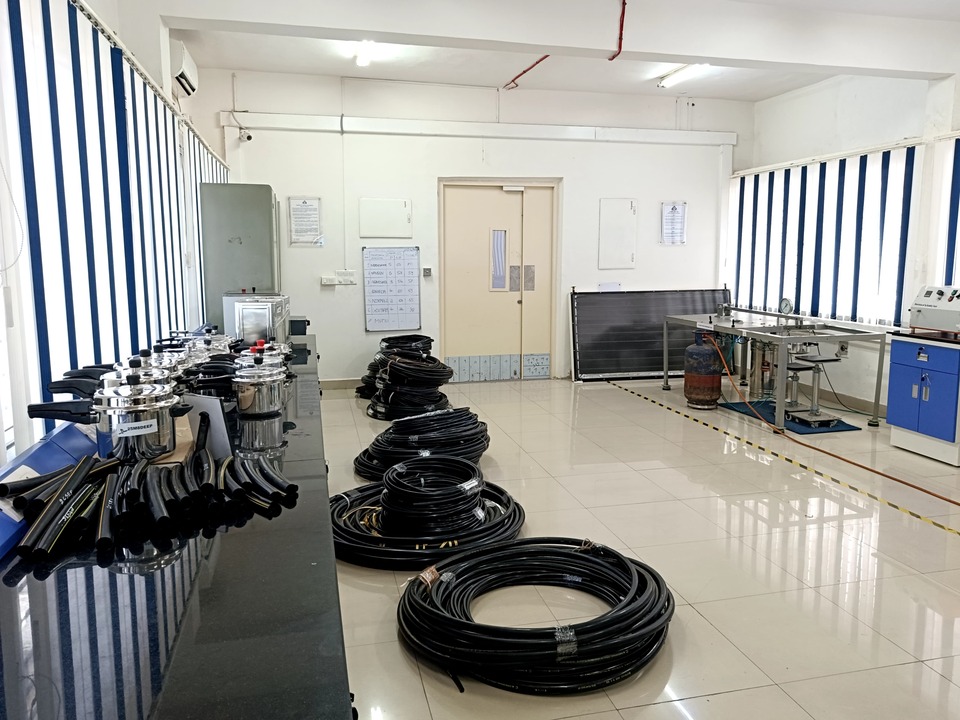 https://www.bis.gov.in/wp-content/uploads/2025/09/Pipe-testing-section.jpg