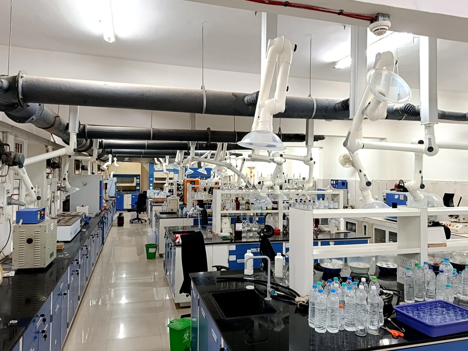 https://www.bis.gov.in/wp-content/uploads/2025/09/Wet-analysis-lab.jpg